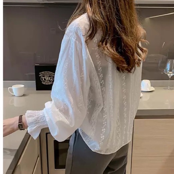 Embroidery floral blouse white lantern sleeve womens vintage style - Picture 8 of 8